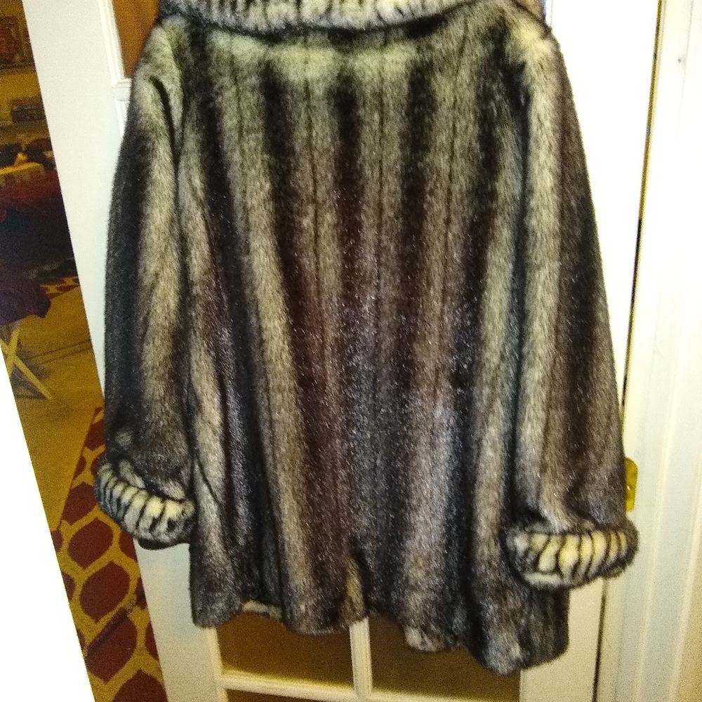 Jacket - Picture 6 of 8